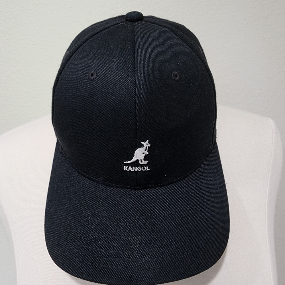 Kangol Baseball Cap Hat Wool Blend Black White Embroidered Casual size S/M